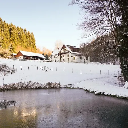 דירה 110 M² Mitten In Der פלטנברג